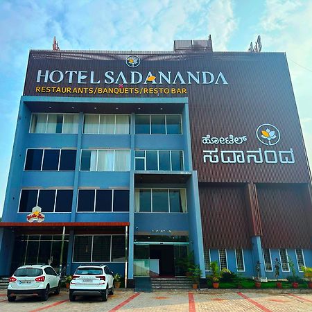 Sadanand'S Highway Inn, Tumkur Exteriör bild