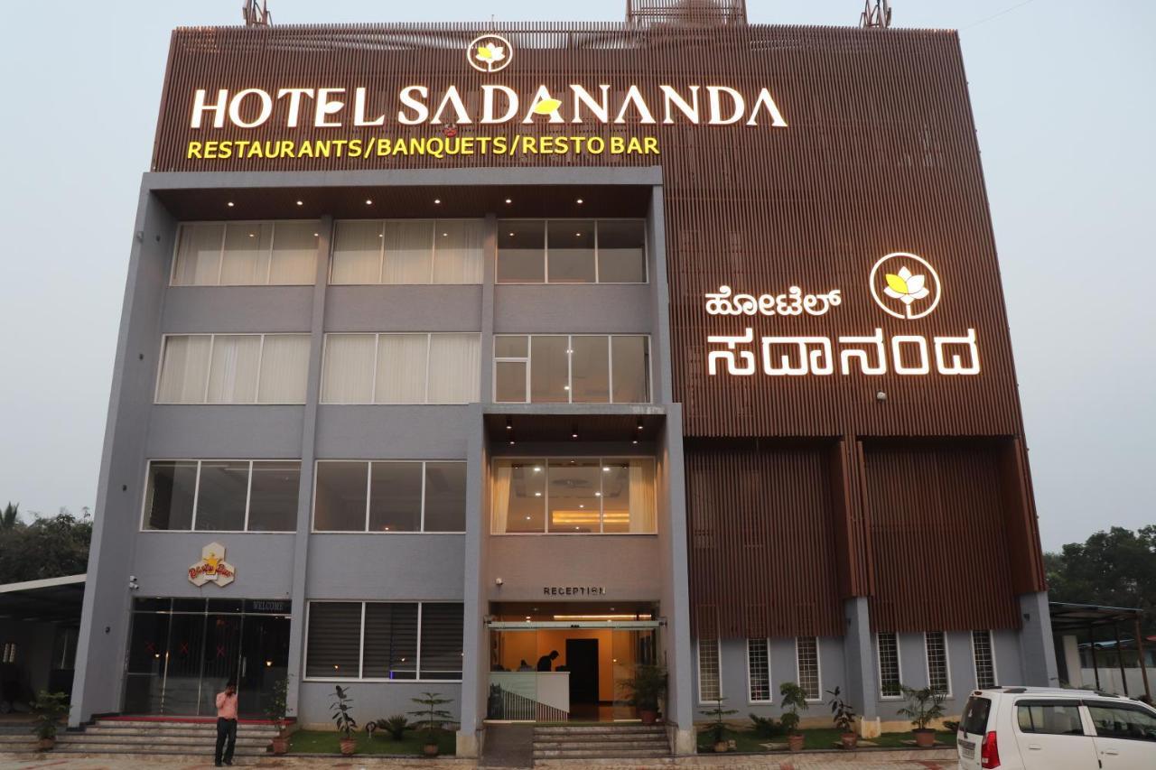 Sadanand'S Highway Inn, Tumkur Exteriör bild