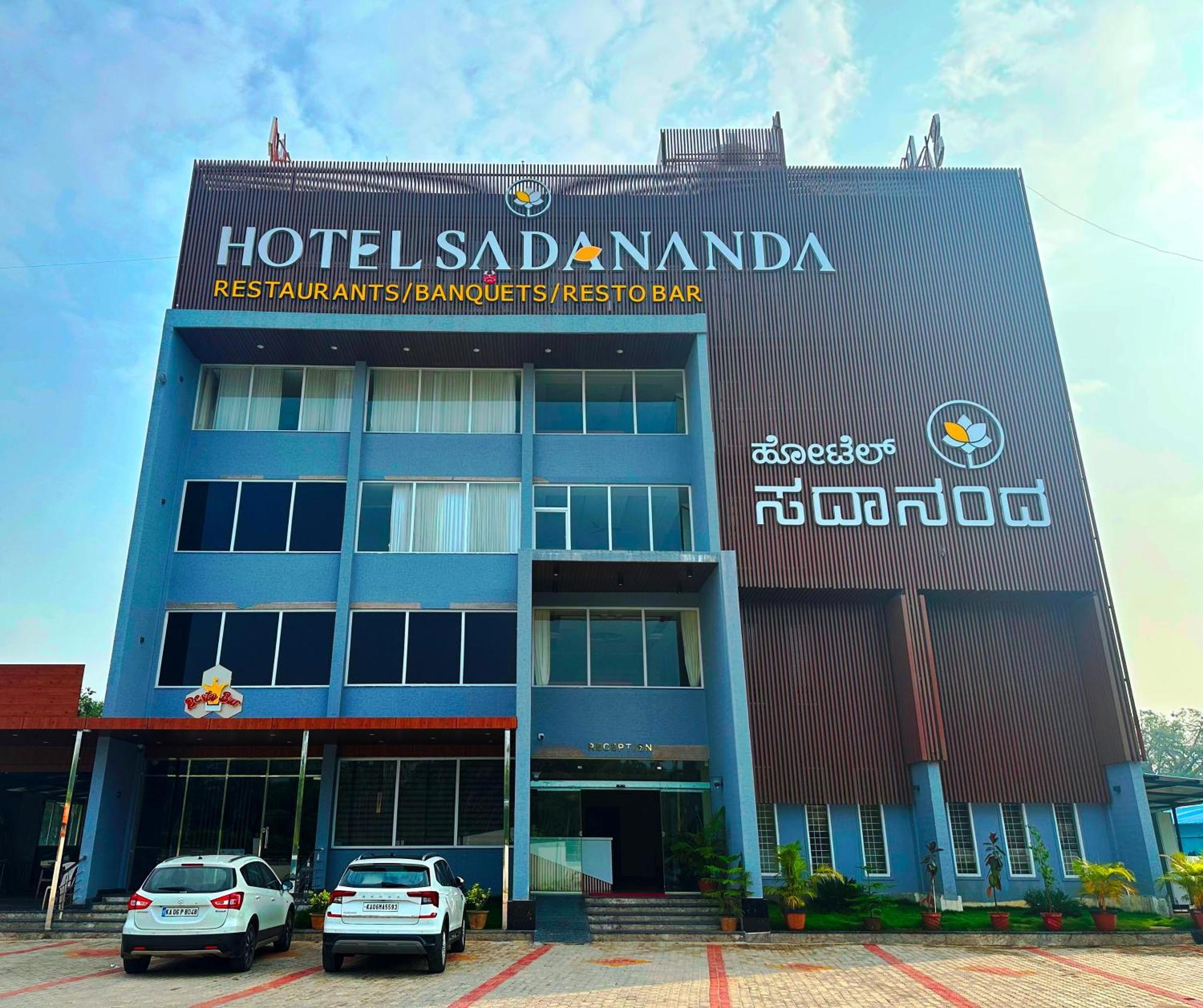 Sadanand'S Highway Inn, Tumkur Exteriör bild