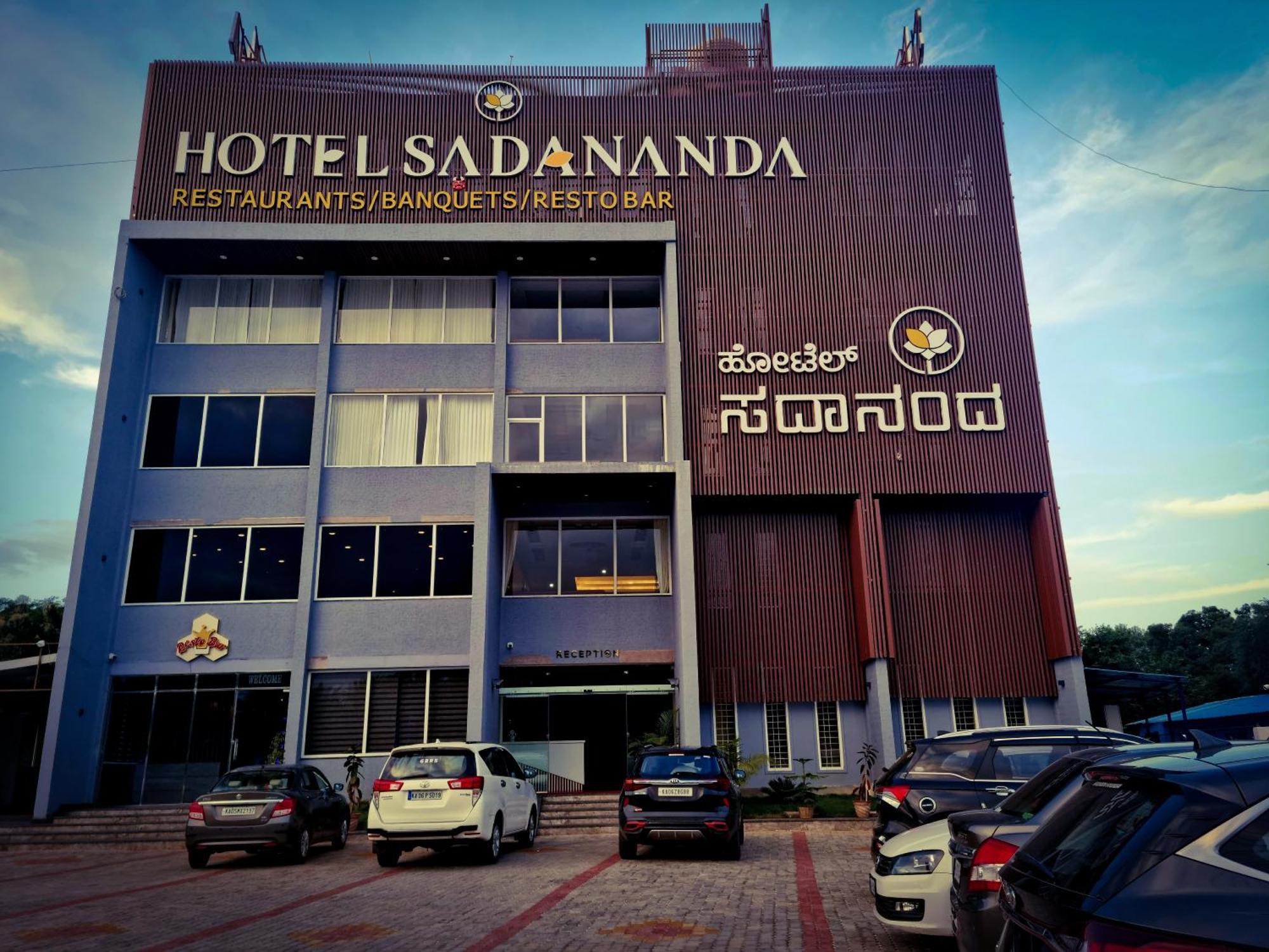 Sadanand'S Highway Inn, Tumkur Exteriör bild